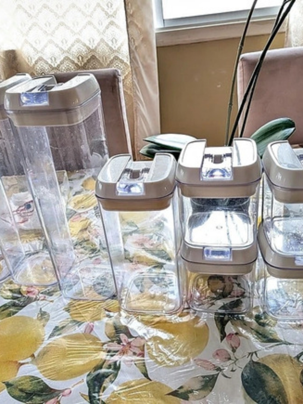 Clear Food Storage Container Set - Picture 2 of 6